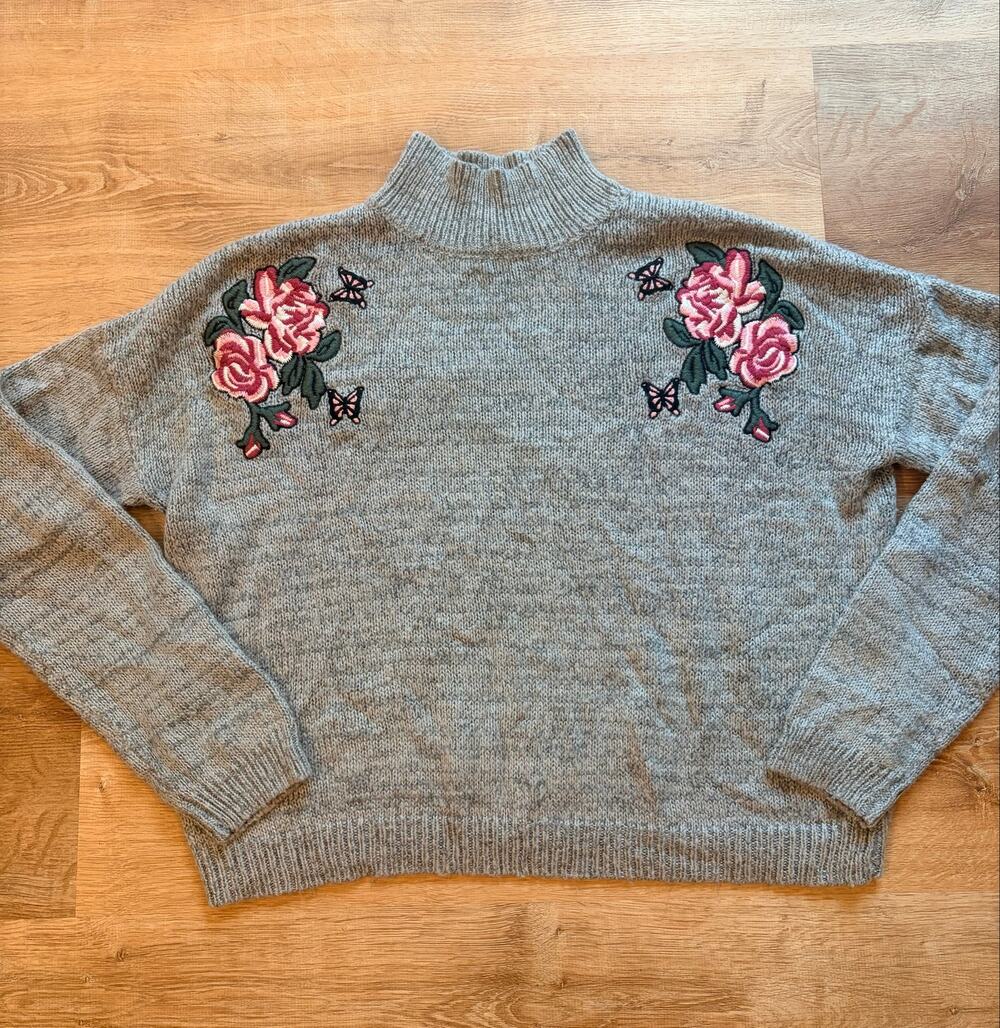 Cloud Chaser Grandma embroidered gray sweater with Floral Rose Butterfly